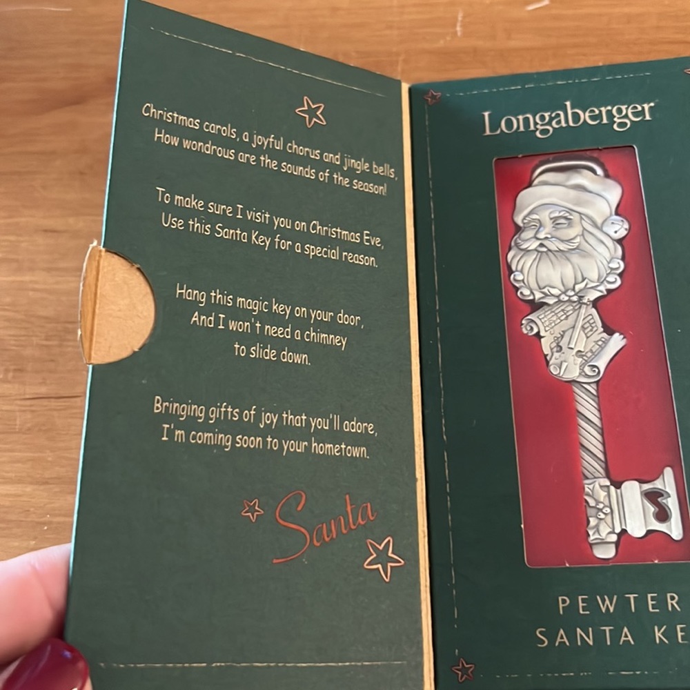 Longaberger Pewter Santa Key from 2003 - Picture 3 of 4
